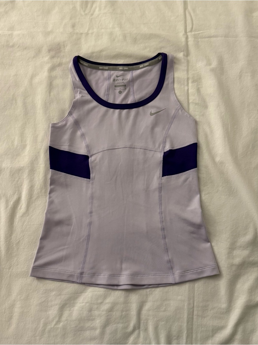 Y2K 2013 Nike purple & white tennis tank top size medium